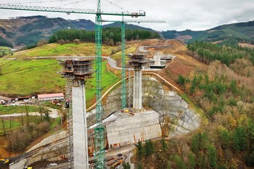 Reutilização do material ao máximo e redução do prazo de execução do viaduto de Zumelegi